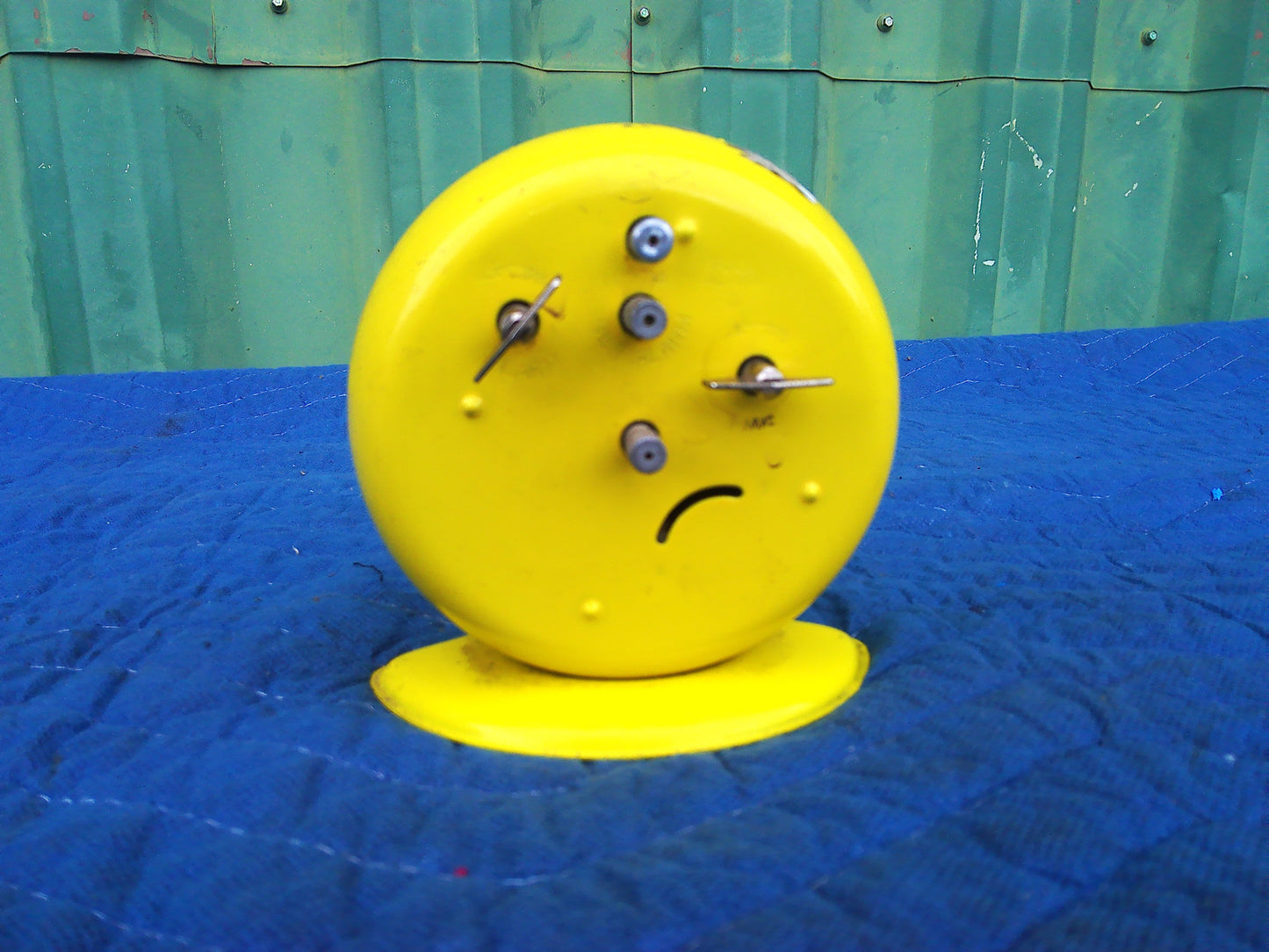 Vintage Chelsea 2 yellow alarm clock