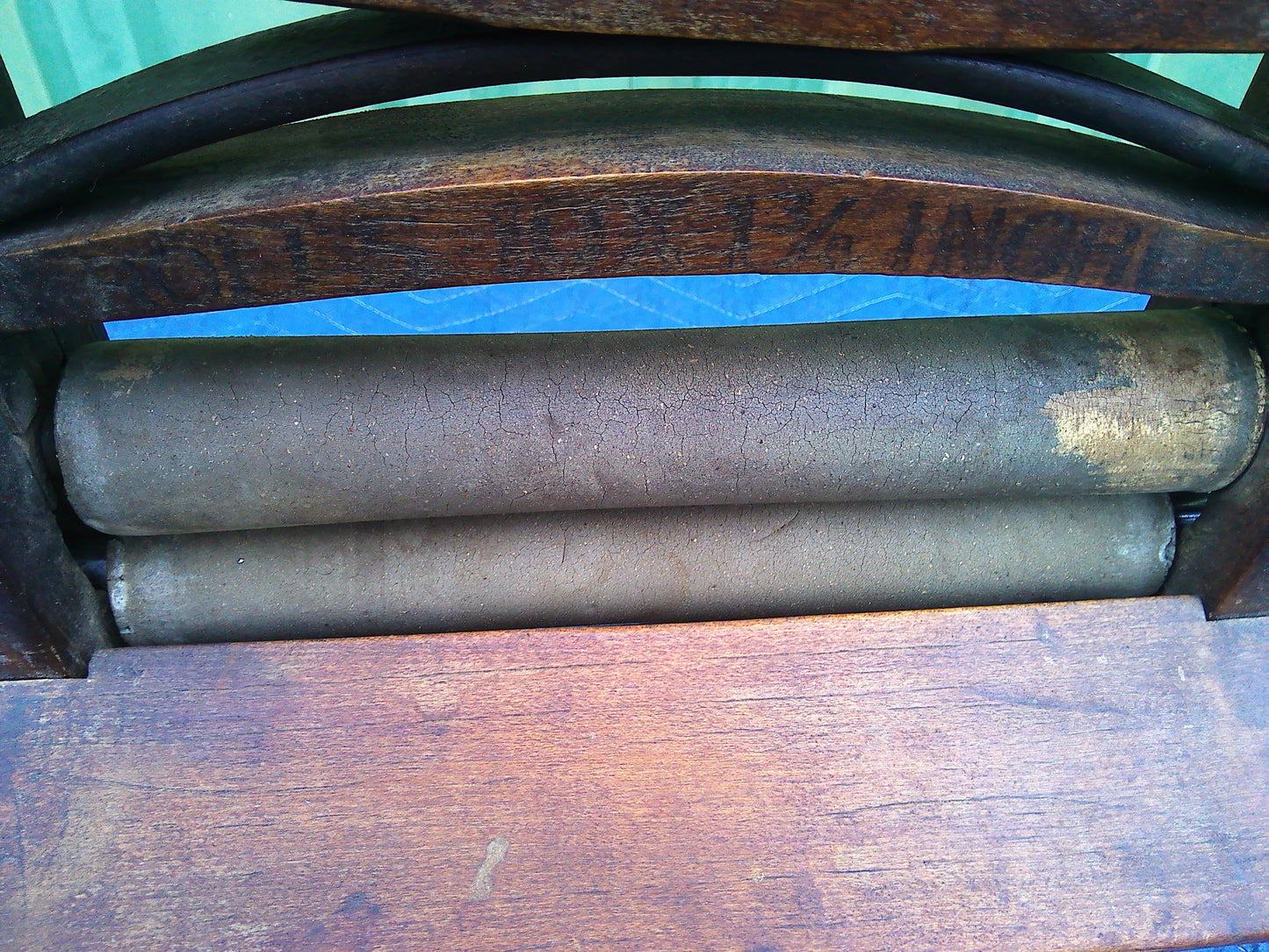 Vintage wooden drying mangle/wringer