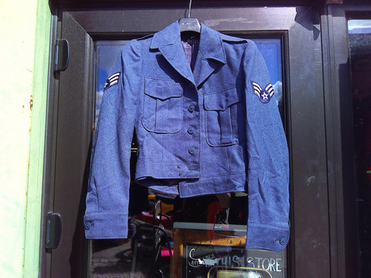 1950s United States Air Force Women's cropped jacket 35 chest