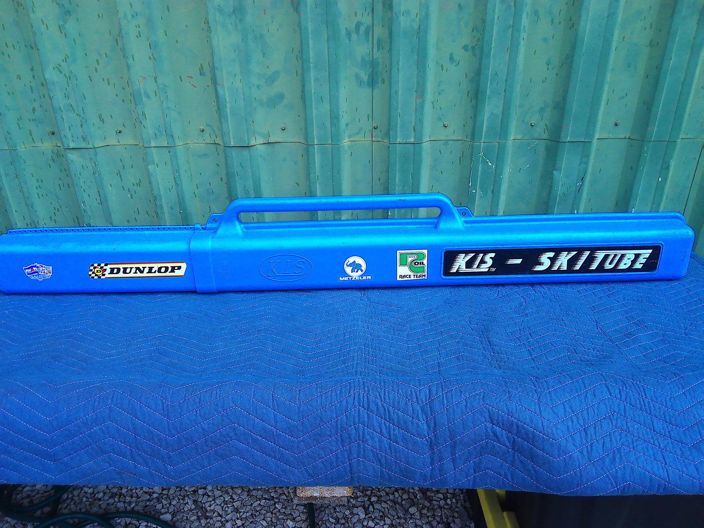 Omega Omesoft Dynastar skis with Sticks and carrying case