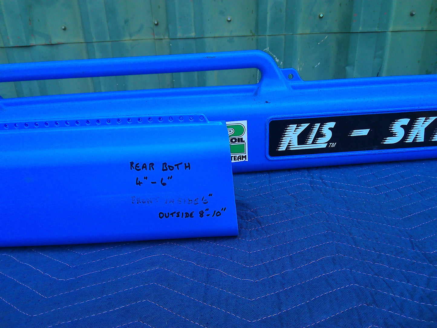 Omega Omesoft Dynastar skis with Sticks and carrying case