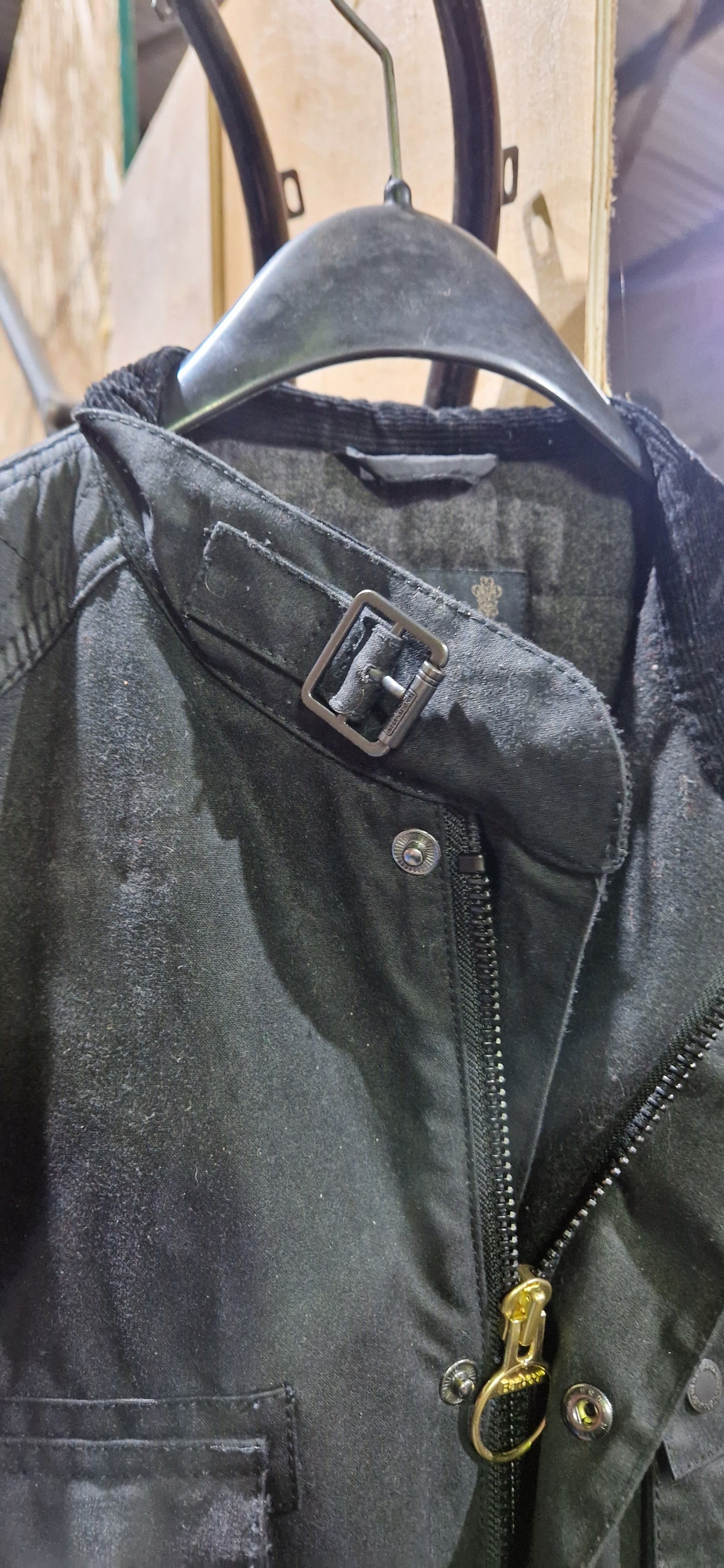 VERY NICE BARBOUR WAX JACKET LARGE