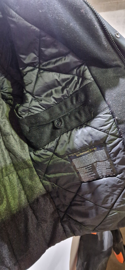 VERY NICE BARBOUR WAX JACKET LARGE