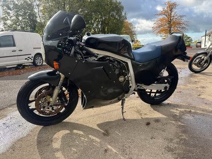 1985 Suzuki GSXR750 Slabside