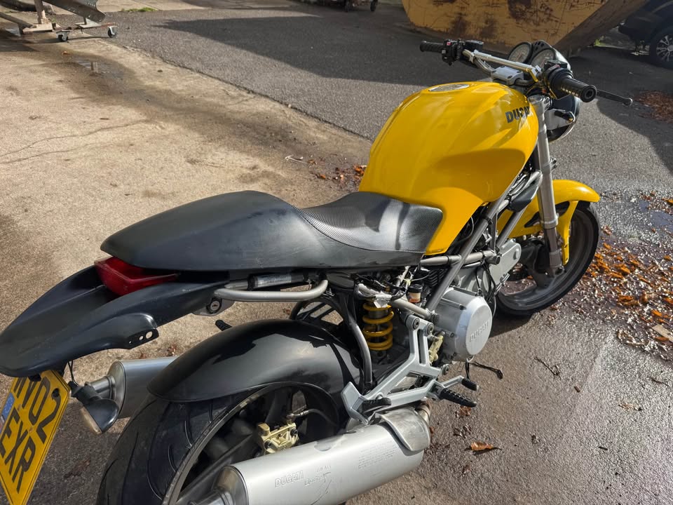 2002 Ducati M600 Monster