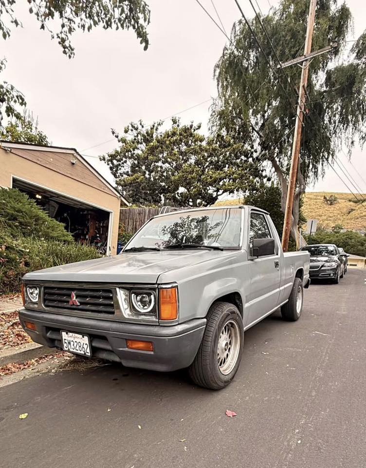 1995 Mitsubishi Mighty Max Truck