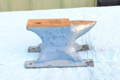 1944 Forging and Ringmaking Large and Small Anvil Set