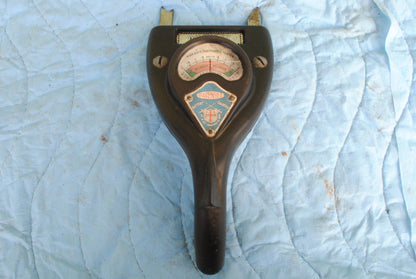 Authentic Davenset Battery Cell Tester