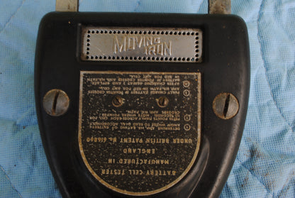 Authentic Davenset Battery Cell Tester