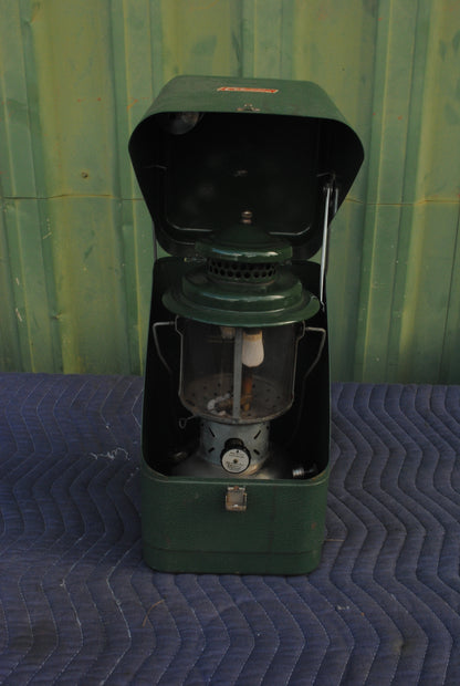 NOS Coleman 220E Lantern In Original Box