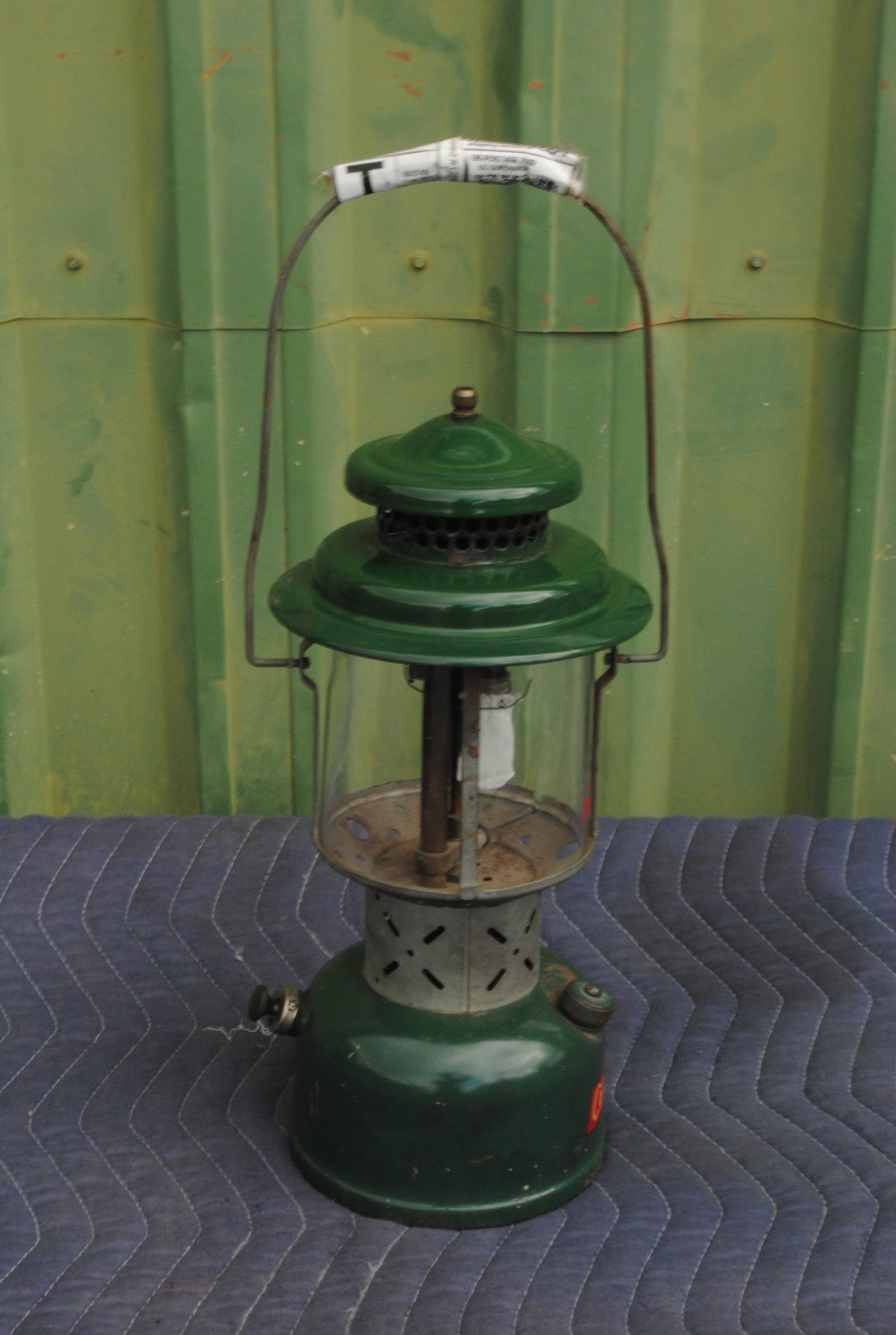 NOS Coleman 220E Lantern