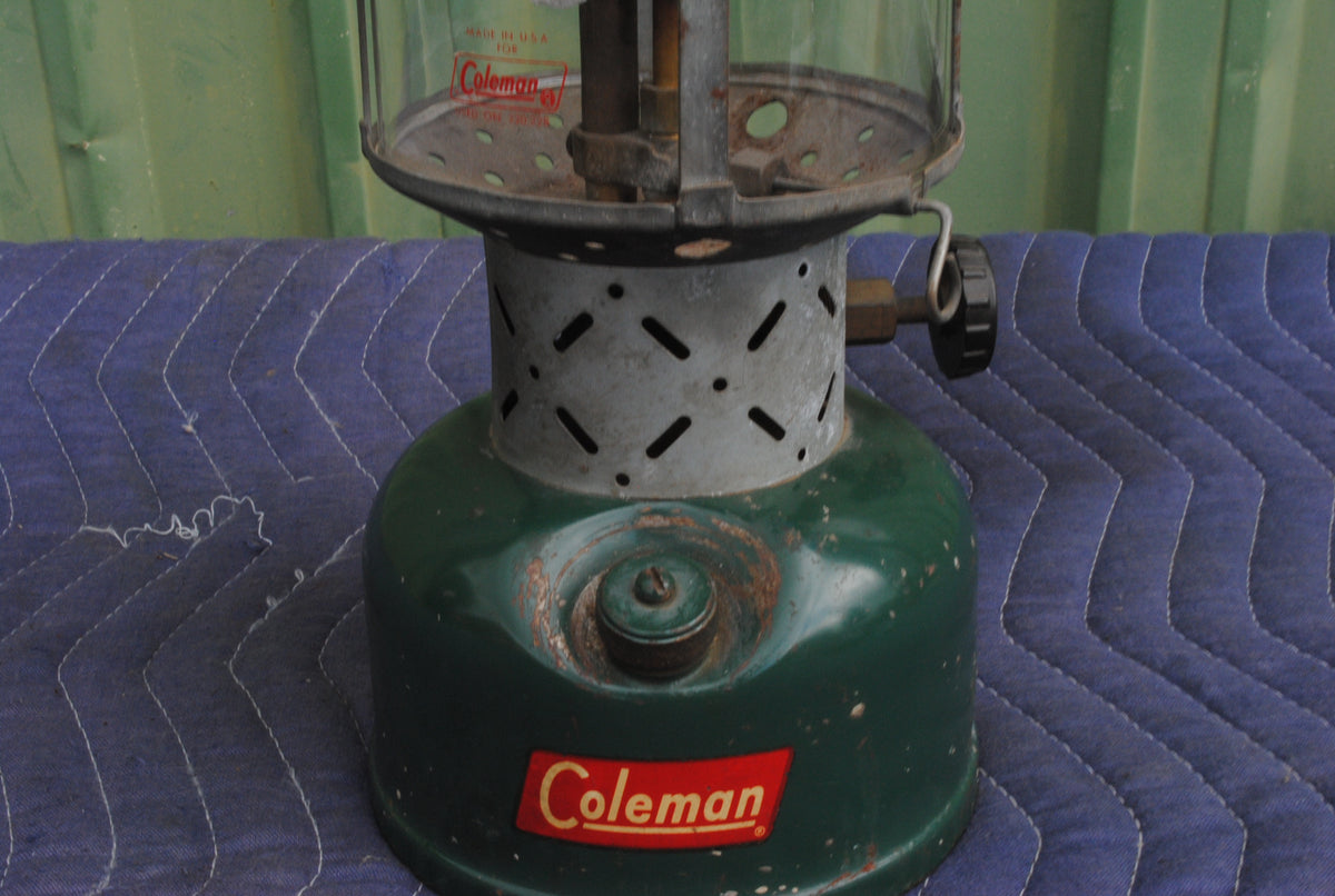 NOS Coleman 220E Lantern