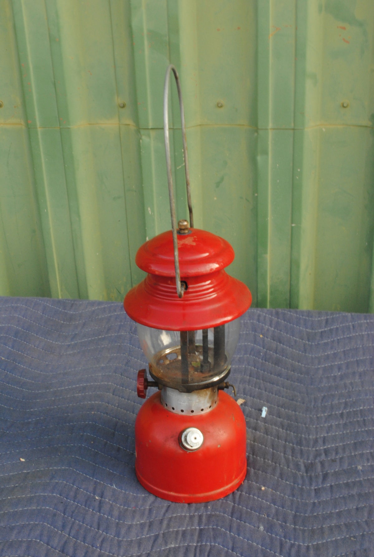 NOS Coleman 1963 200A Red lantern
