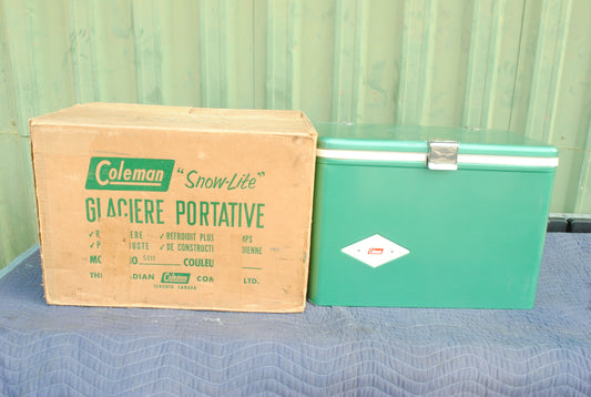 NOS Coleman Canada Snowlite cooler green