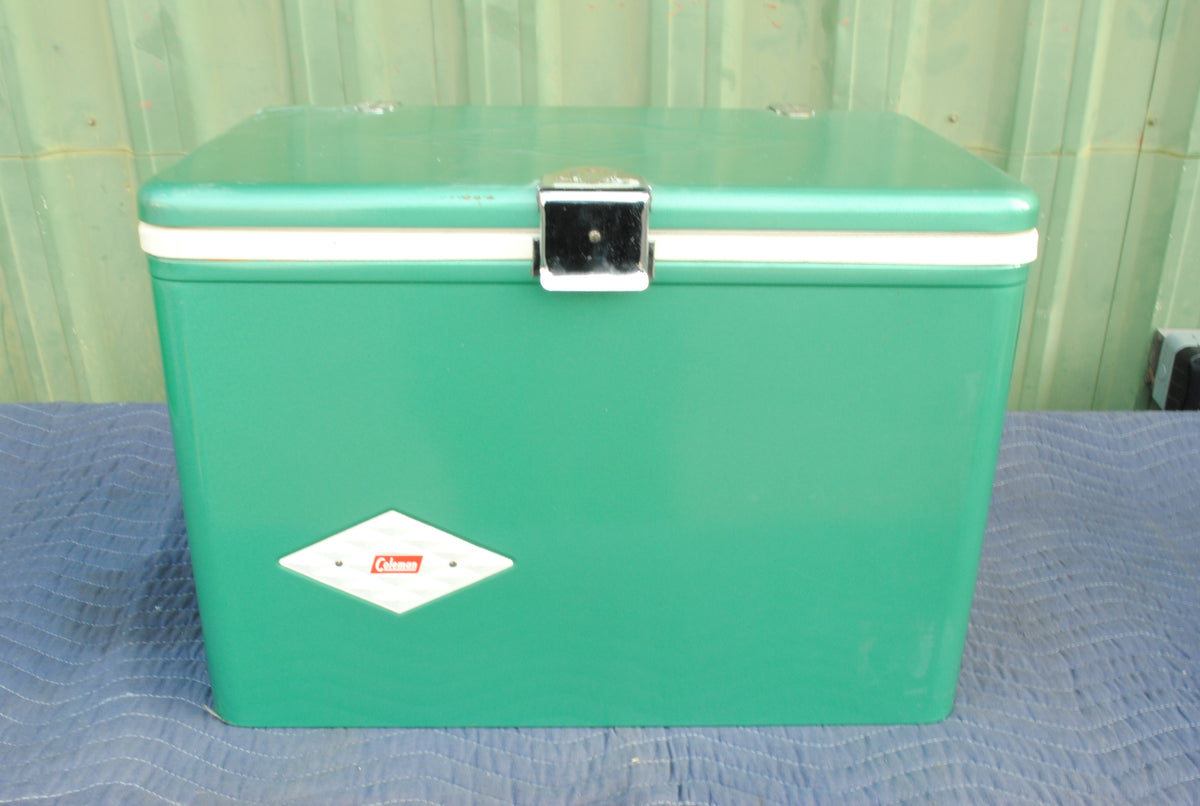NOS Coleman Canada Snowlite cooler green