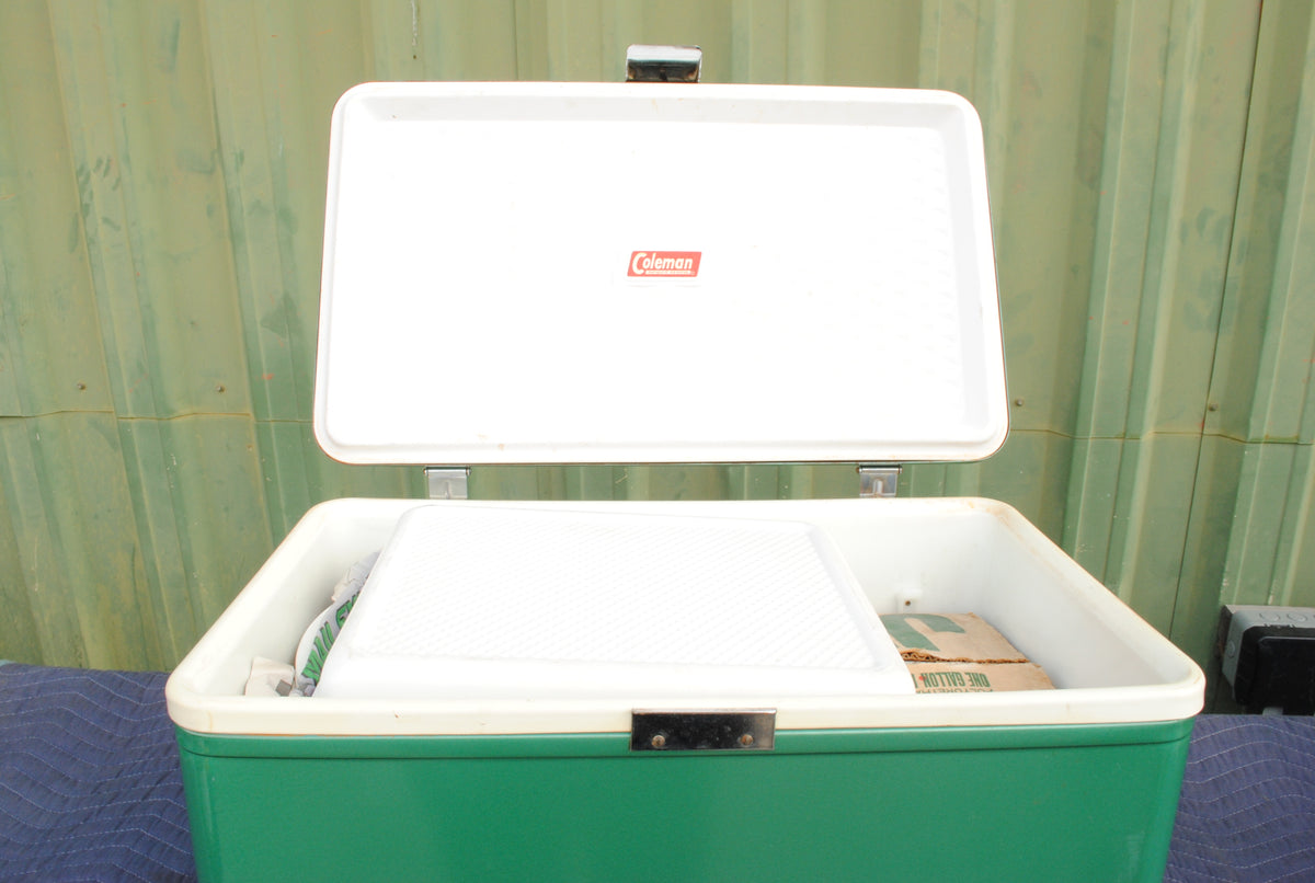 NOS Coleman Canada Snowlite cooler green