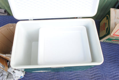 NOS Coleman Canada Snowlite cooler green