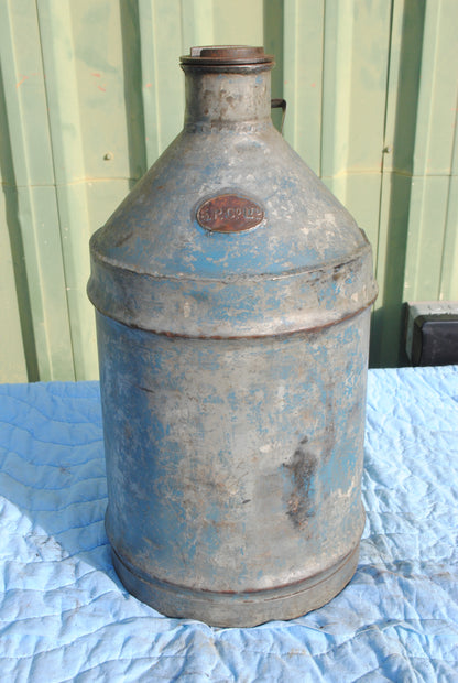 1930s Esso Petroleum Co. galvanised steel oil can