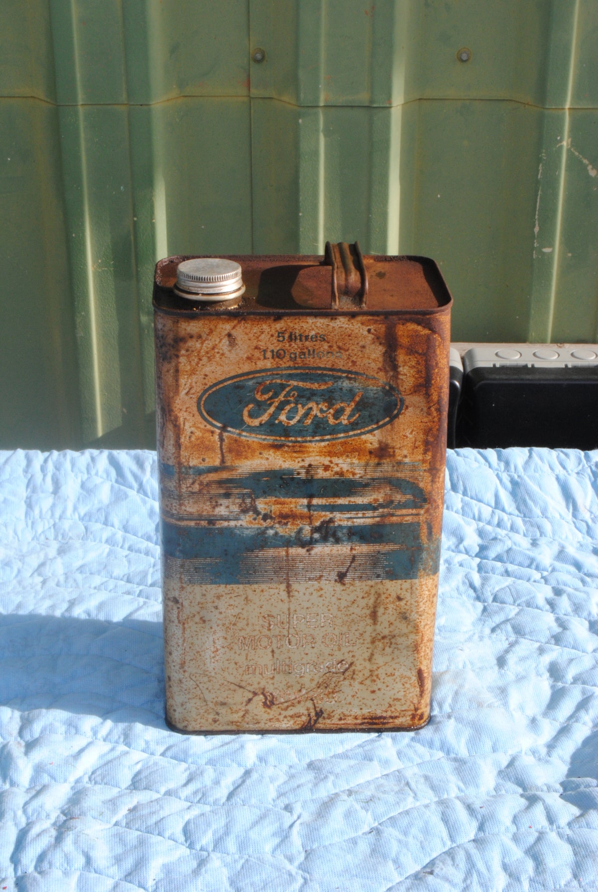 Vintage Genuine Ford oil can