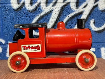 TRI-ANG RED METAL TRAIN
