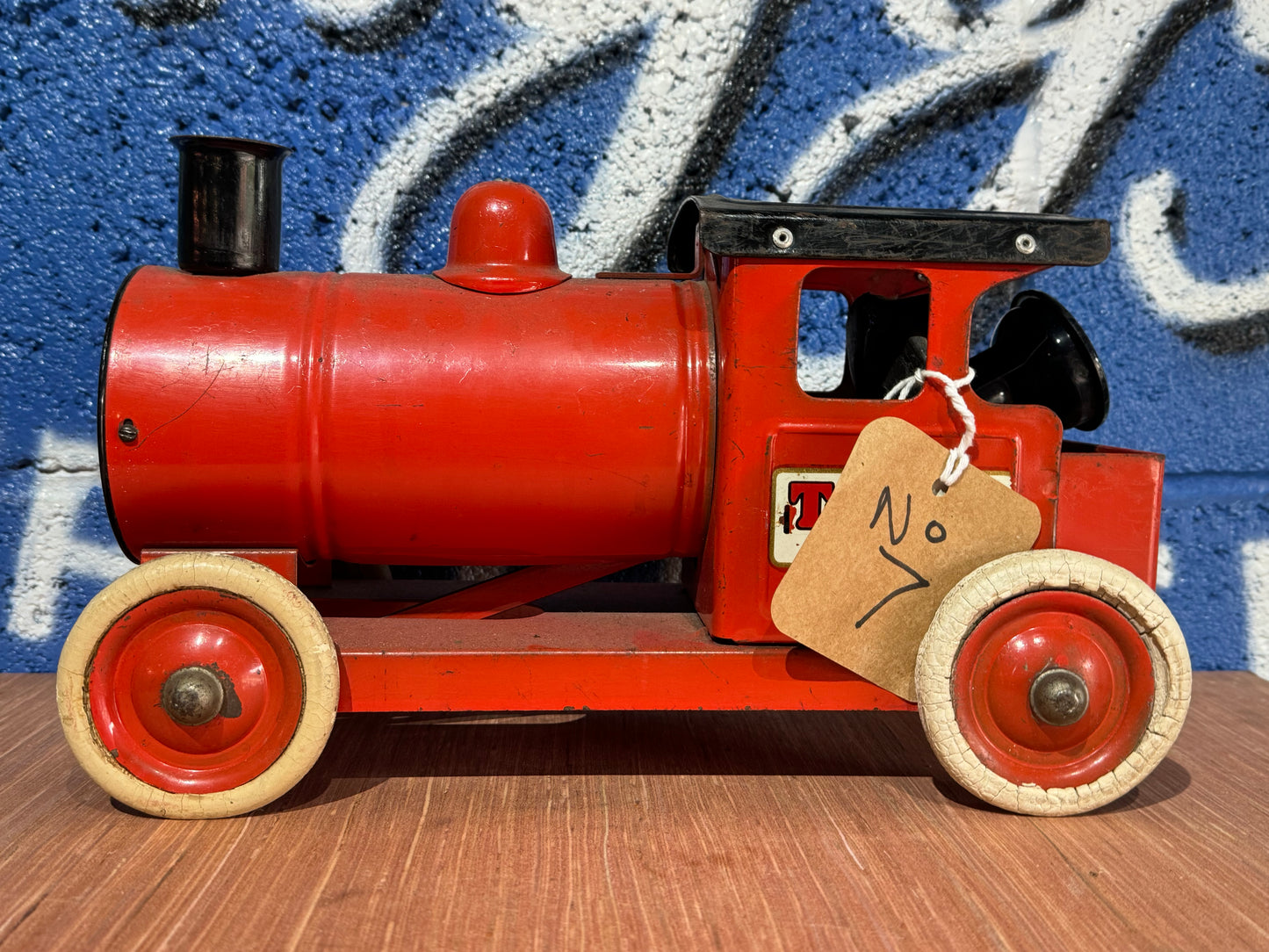 TRI-ANG RED METAL TRAIN