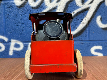 TRI-ANG RED METAL TRAIN