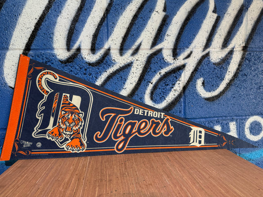 VINTAGE MLB DETROIT TIGERS FELT PENNANT