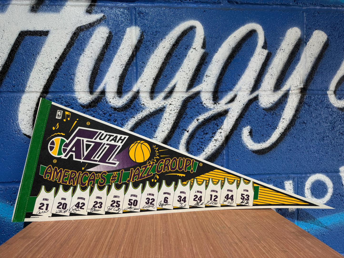 VINTAGE 1990'S UTAH JAZZ NBA FELT PENNANT