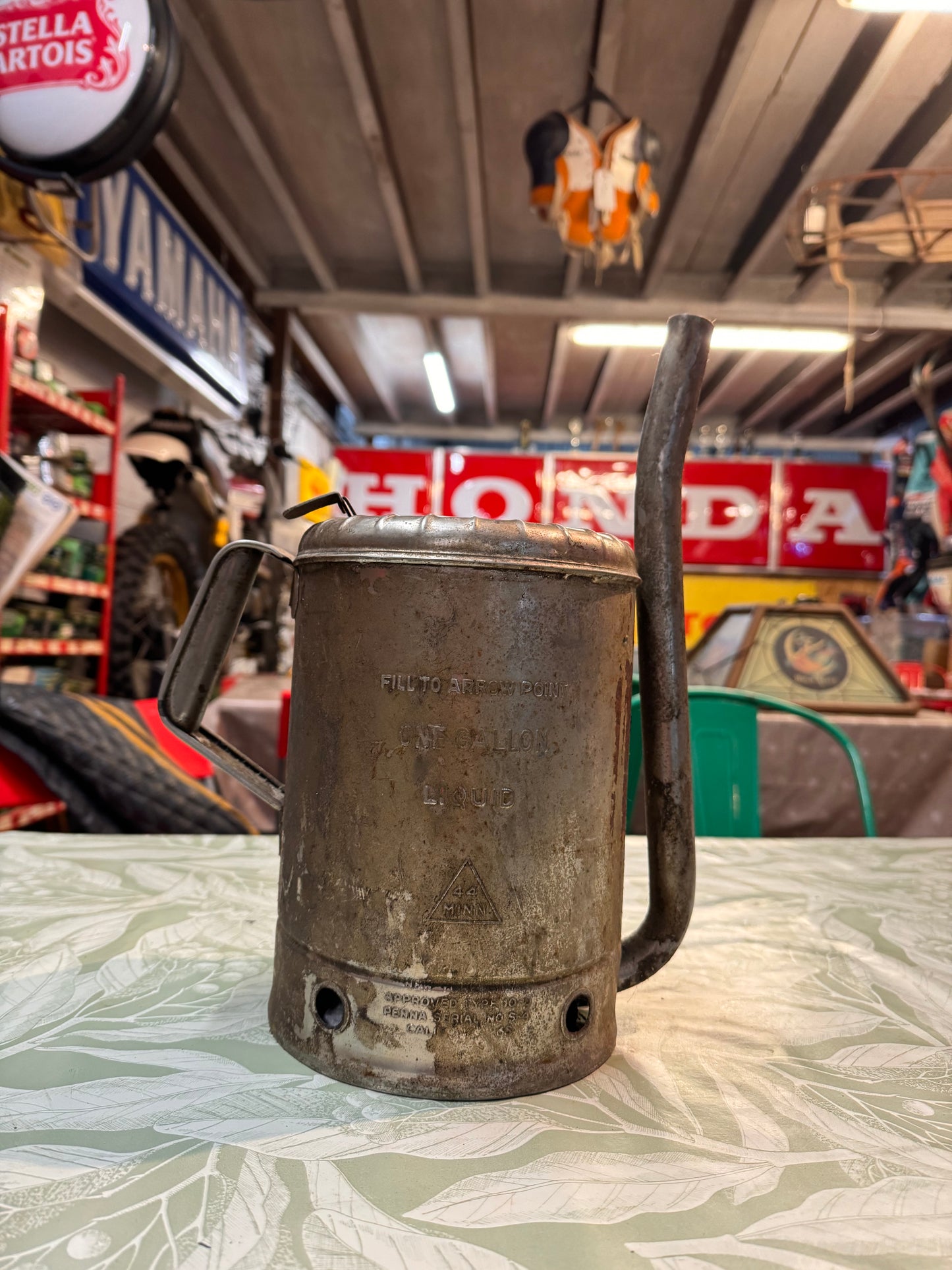 VINTAGE SWINGSPOUT SILVER OIL CAN