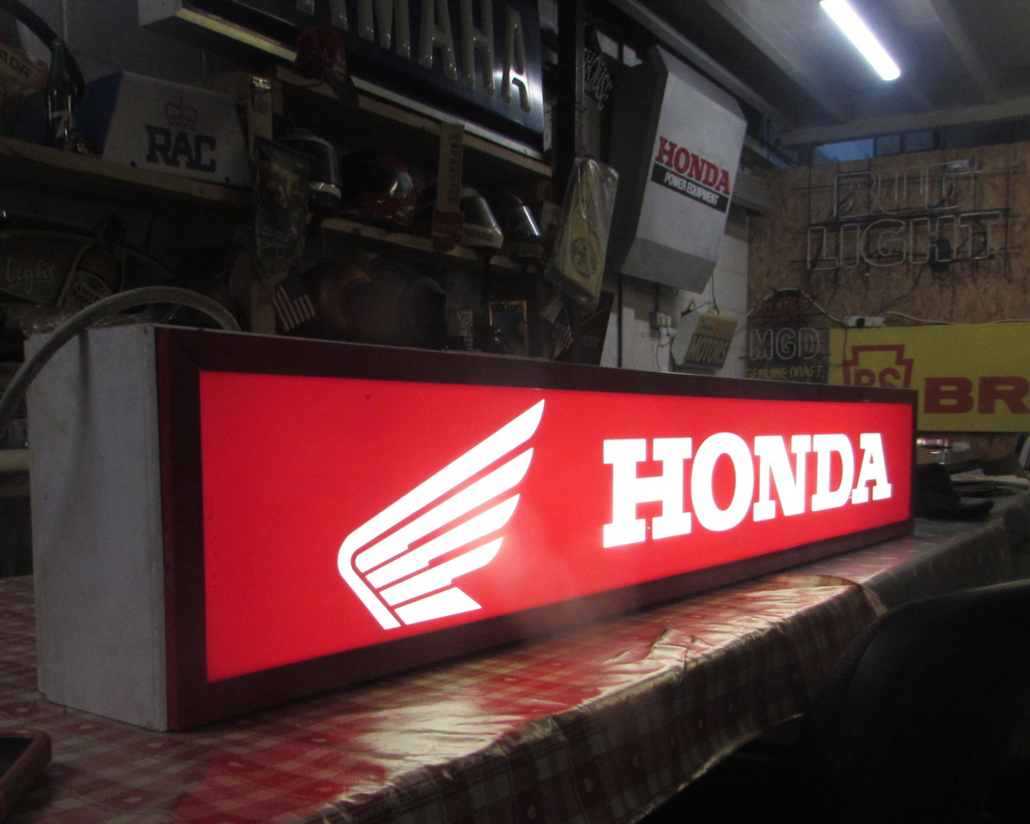 1980-1990 Large Vintage Honda illuminated light up sign
