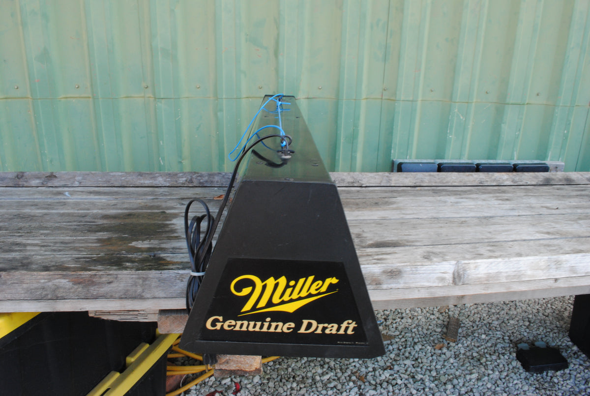 Miller Genuine Draft Pool Table Light