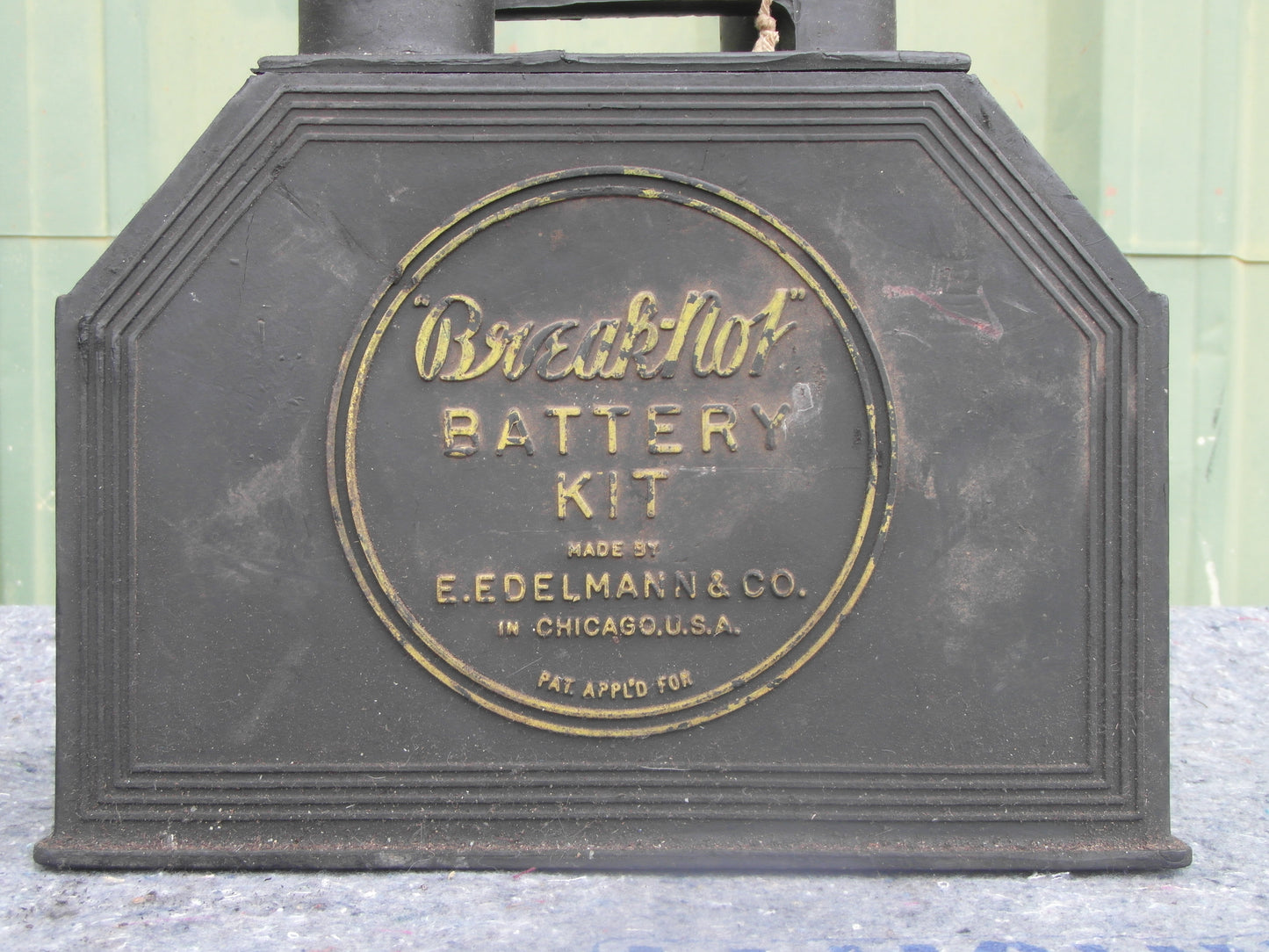 1930s-1940s Break-Not Battery kit- Edelmann & co.