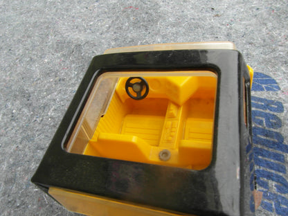 1970s Tonka Car transporter - Black and yellow pressed steel toy truck