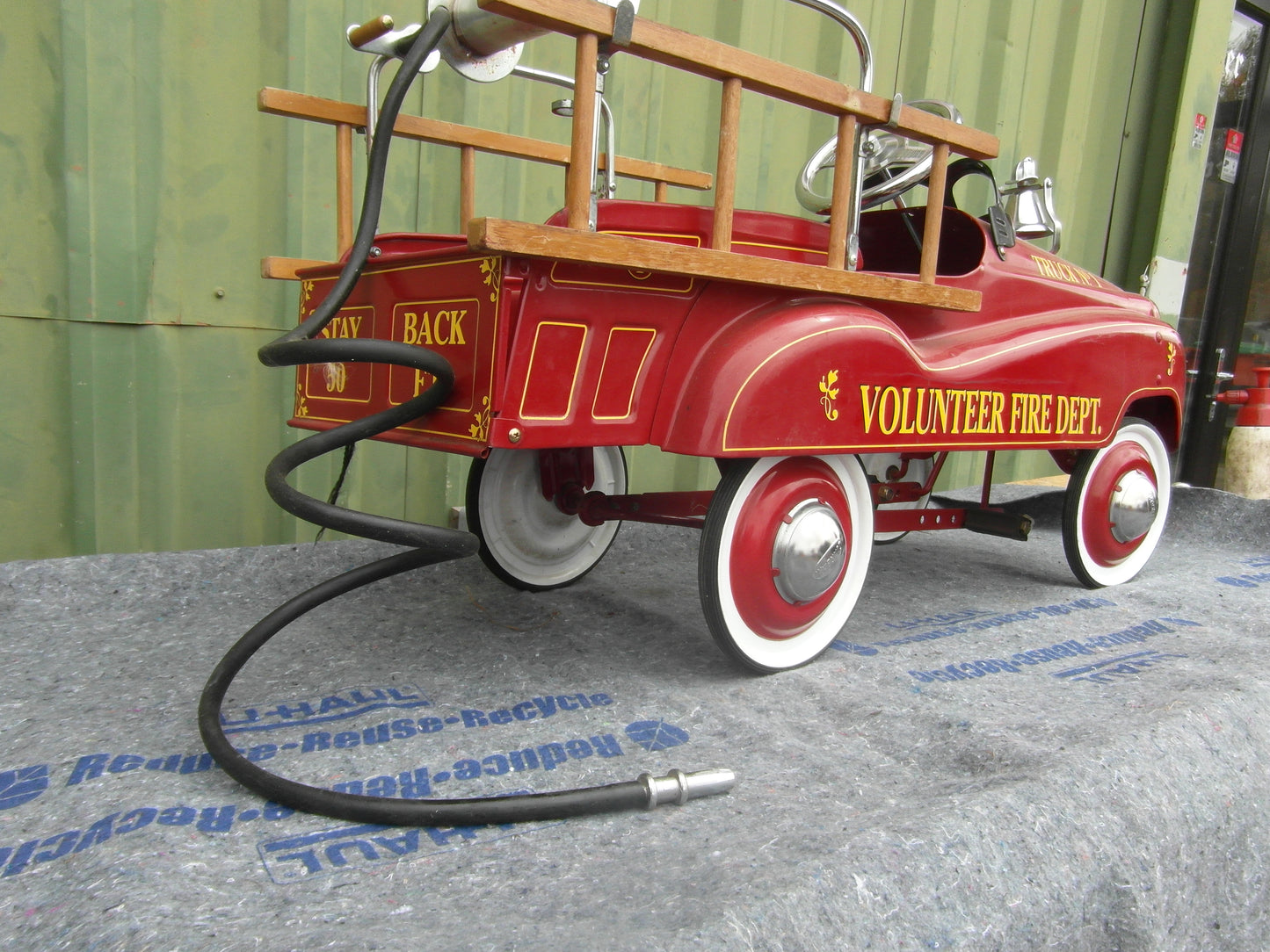 1990s Gearbox pedal fire truck - Classic ride-on Toy