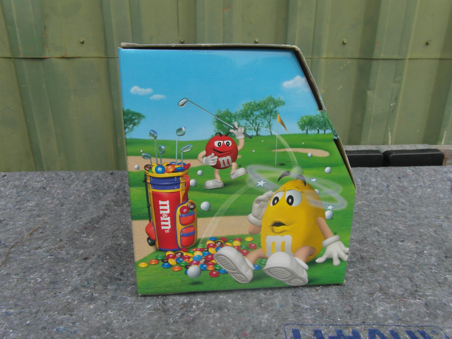 2004- Official M&M's mulligan-ville golf candy dispenser First in a series