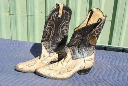 Genuine Tony Lama Snakeskin boots Size US 10