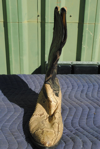 Genuine Tony Lama Snakeskin boots Size US 10