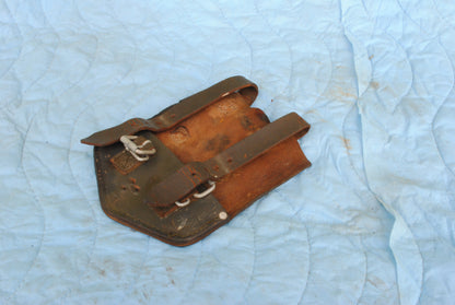 1965 vintage AMES US Army folding entrenching shovel