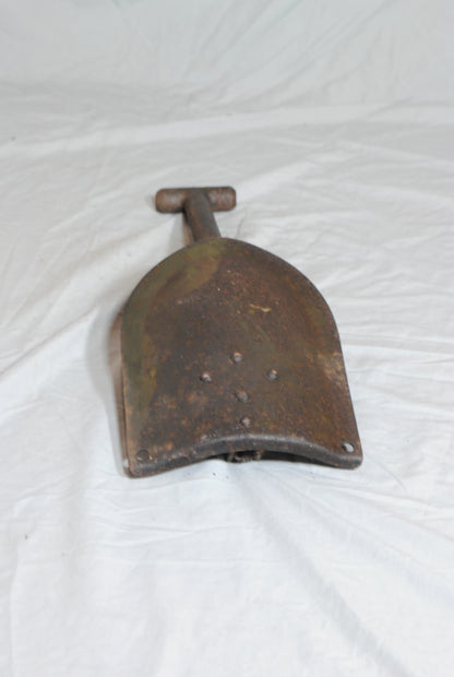Vintage 1950s US Military Metal entrenching shovel